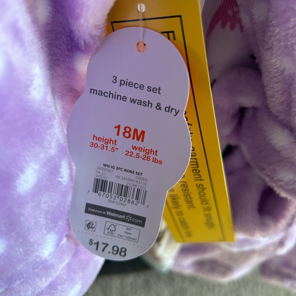 Newborn PJs and Robe - Picture 3 of 3